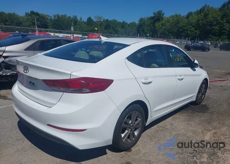 2017 Hyundai Elantra Se z USA, uszkodzony, nr VIN 5NPD84LF0HH114547